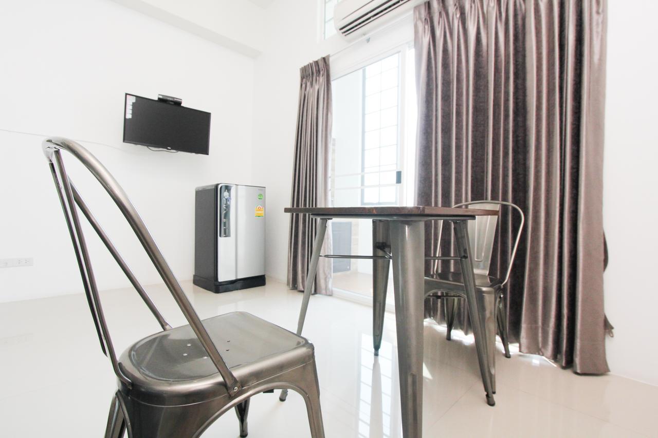 Boutique Summer House Jomtien Exterior foto